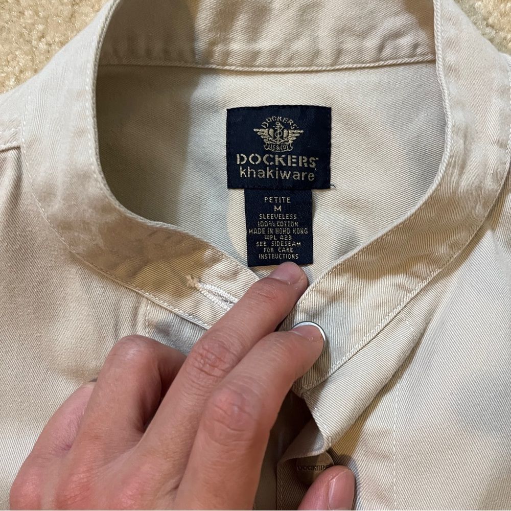 Khaki Vest Dockers - Picture 2 of 6